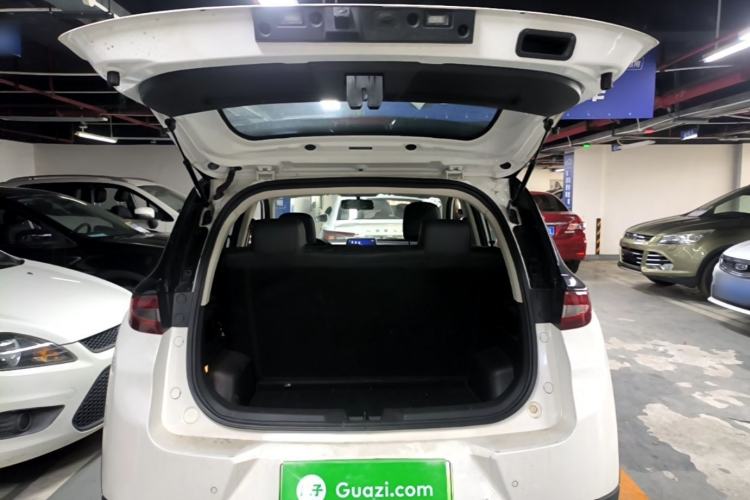 Used Dayun Yuehu 2021 32.85 kWh Two-Wheel-Drive Sprite Version Trunk