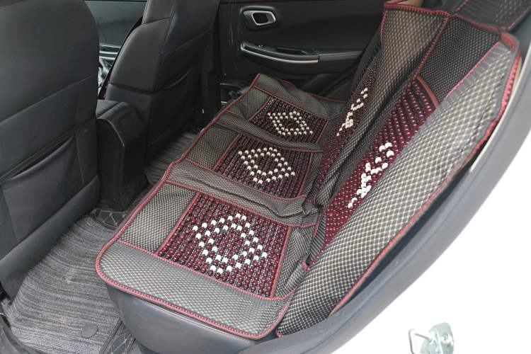 Used Dayun Yuehu 2021 32.85 kWh Two-Wheel-Drive Sprite Version Left Rear Seat