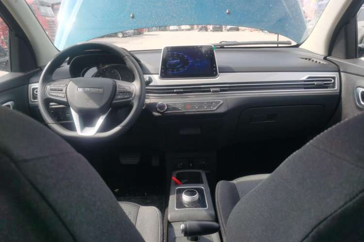 Used Dayun Yuehu 2022 330 Standard Edition Center Console