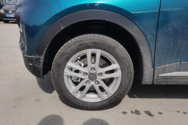 Used Dayun Yuehu 2022 330 Standard Edition Left Front Wheel Hub