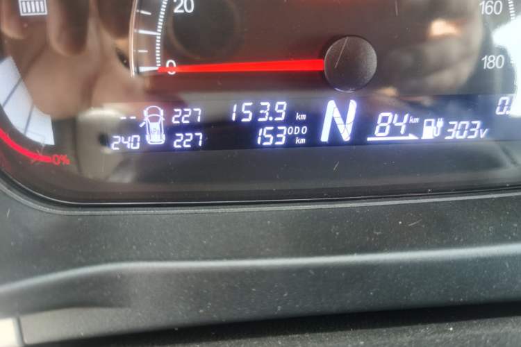 Used Dayun Yuehu 2022 330 Standard Edition Odometer Close Up