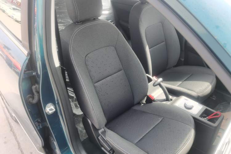 Used Dayun Yuehu 2022 330 Standard Edition Right Front Seat