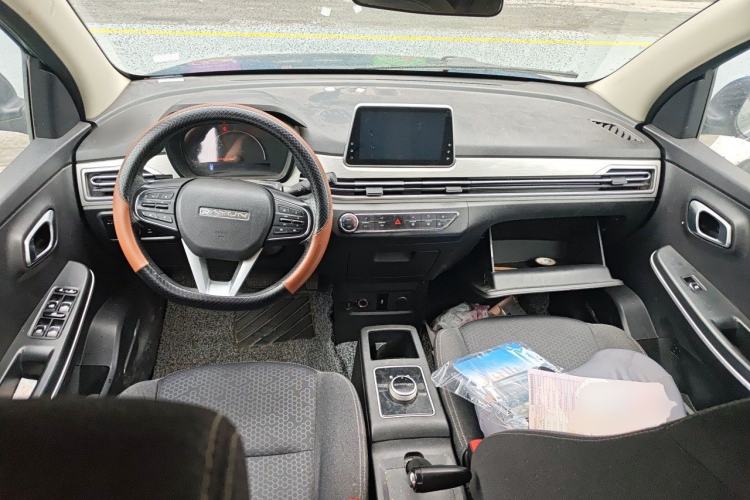 Used Dayun Yuehu 2022 300 Standard Edition Center Console