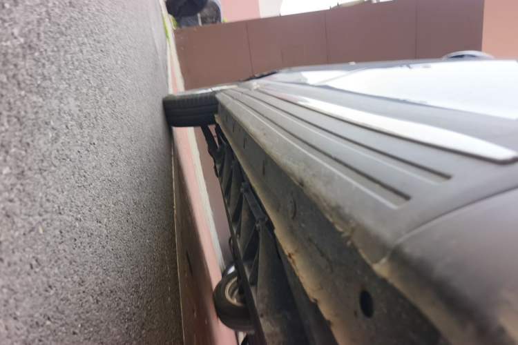 Used Dayun Yuehu 2022 330 Standard Edition Chassis Front Right