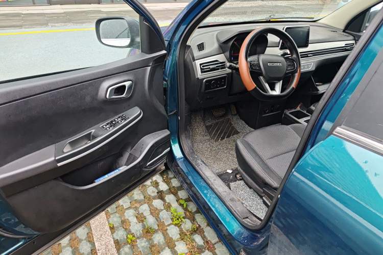 Used Dayun Yuehu 2022 300 Standard Edition Driver Seat
