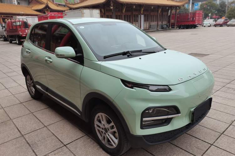 Used Dayun Yuehu 2022 330 Standard Edition Front Right 45 Deg