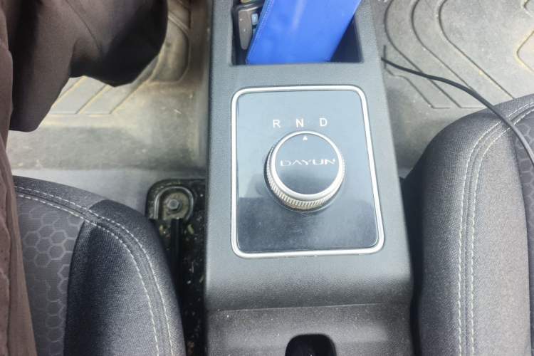Used Dayun Yuehu 2022 330 Standard Edition Gear Lever
