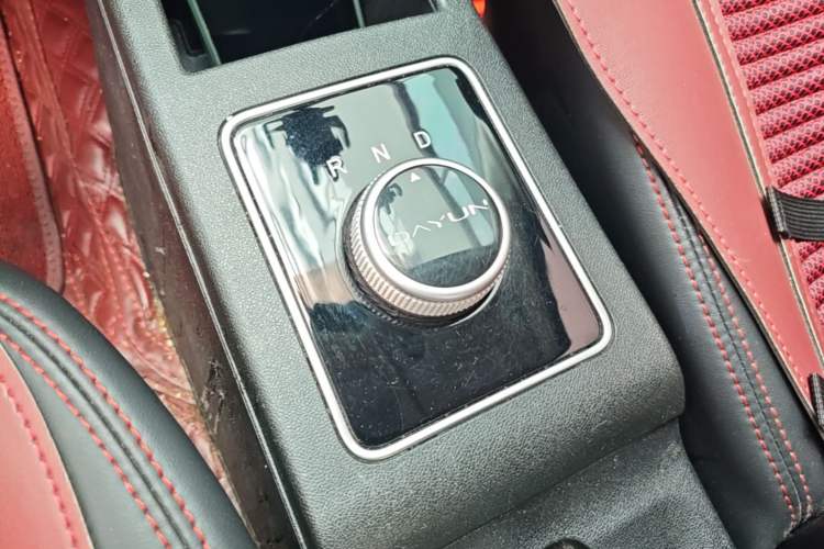 Used Dayun Yuehu 2022 330 Standard Edition Gear Lever