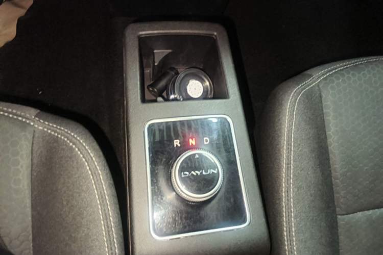 Used Dayun Yuehu 2022 300 Standard Edition Gear Lever