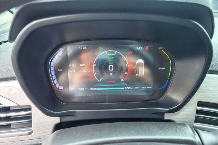 Used Dayun Yuehu 2022 30.66 kWh Two-Wheel Drive VIP Edition Instrument Cluster