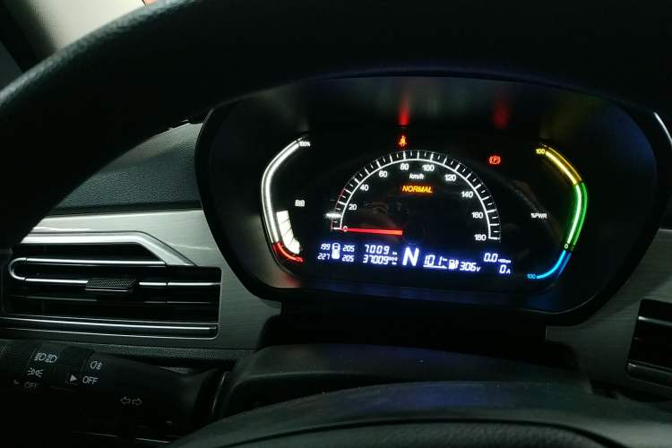 Used Dayun Yuehu 2022 30.66 kWh Two-Wheel Drive Standard Version Instrument Cluster