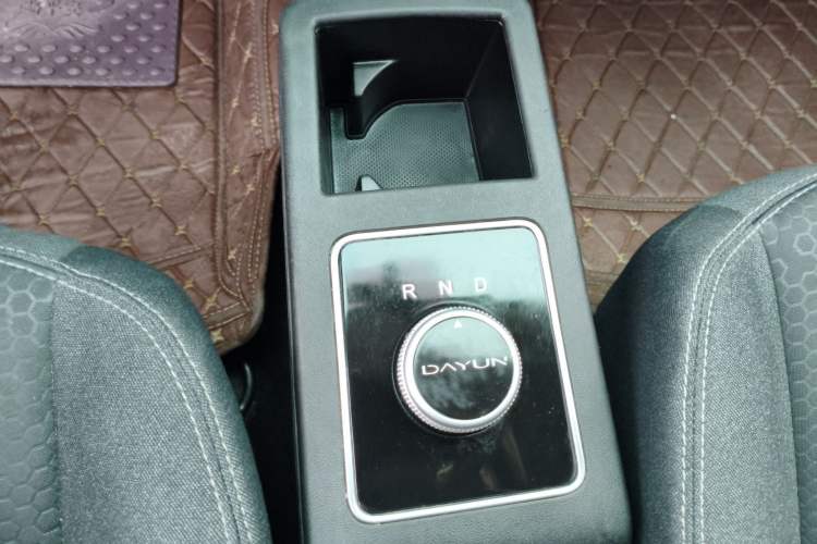 Used Dayun Yuehu 2022 30.66 kWh Two-Wheel Drive Standard Version Interior 7