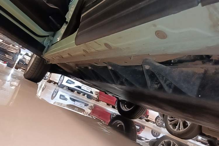 Used Dayun Yuehu 2022 300 Standard Edition Left Side Sill