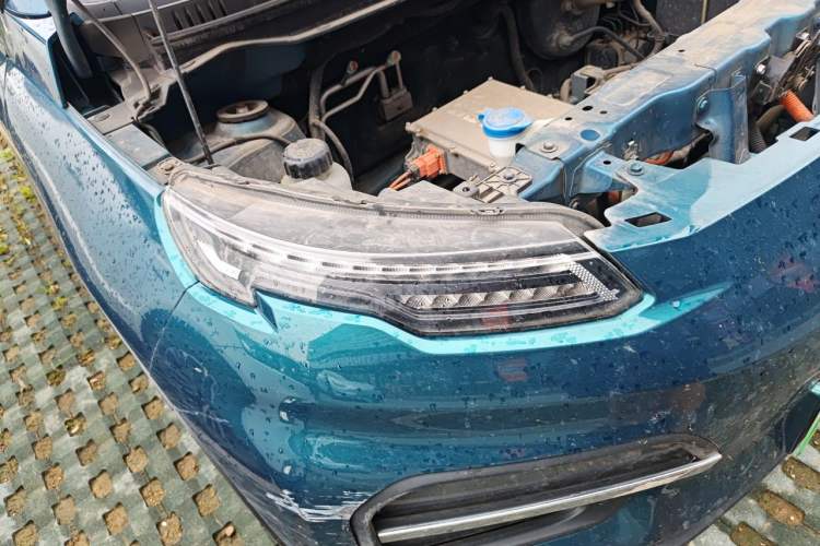 Used Dayun Yuehu 2022 300 Standard Edition Right Front Headlight