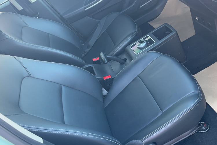 Used Dayun Yuehu 2022 30.66 kWh Two-Wheel Drive Standard Version Right Front Seat