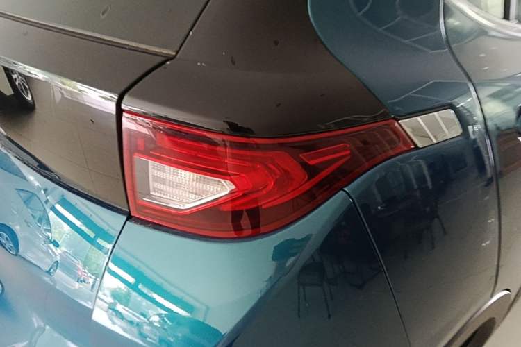 Used Dayun Yuehu 2022 30.66 kWh Two-Wheel Drive Standard Version Right Rear Taillight