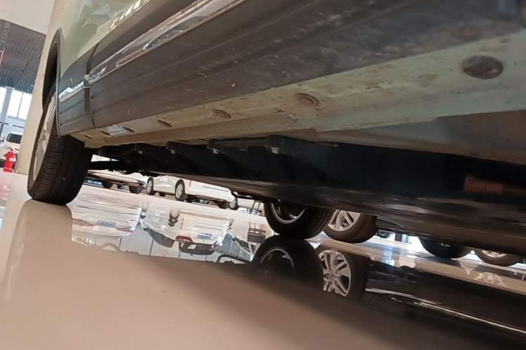 Used Dayun Yuehu 2022 300 Standard Edition Right Side Sill