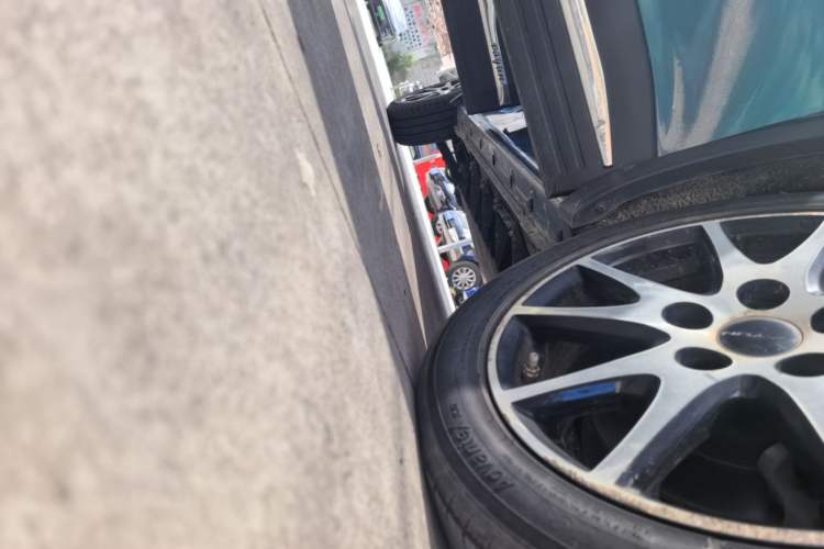 Used Dayun Yuehu 2022 30.66 kWh Two-Wheel Drive VIP Edition Right Side Sill