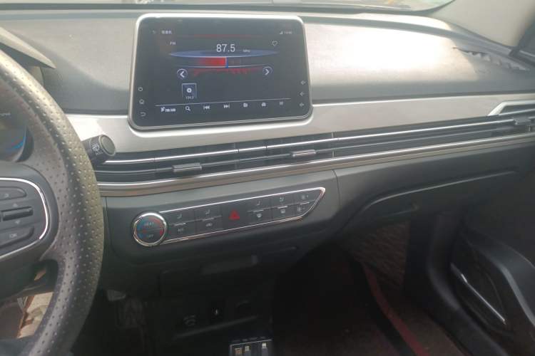 Used Dayun Yuehu 2022 300 Standard Edition Audio And AC Panel