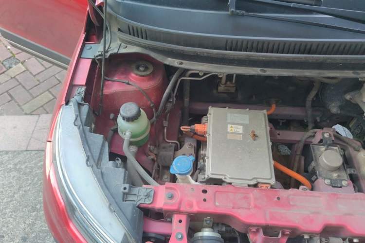 Used Dayun Yuehu 2022 30.66 kWh Two-Wheel Drive Standard Version Engine Bay Right
