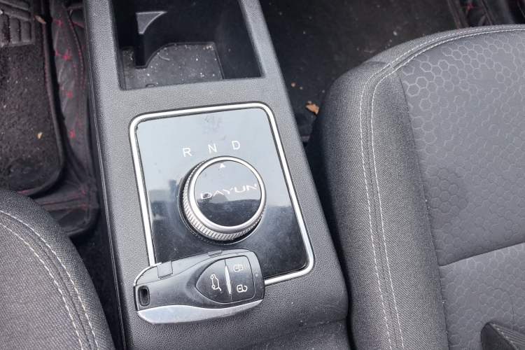 Used Dayun Yuehu 2022 300 Standard Edition Gear Lever