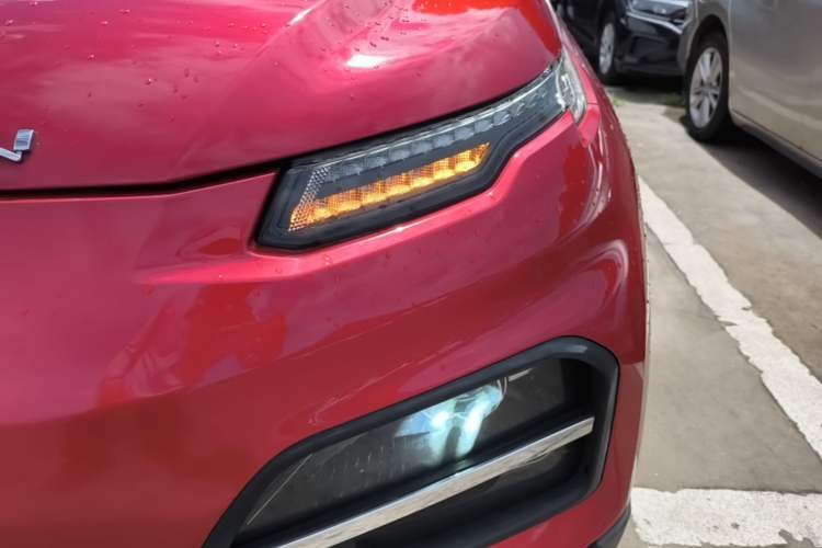 Used Dayun Yuehu 2022 300 Standard Edition Left Front Headlight