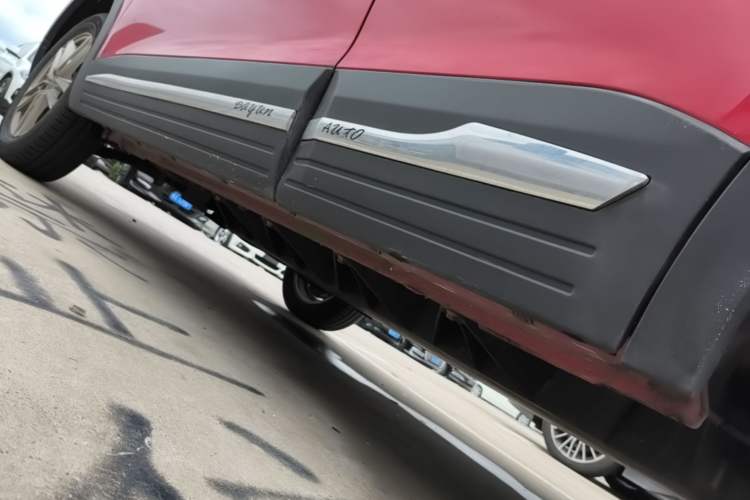 Used Dayun Yuehu 2022 300 Standard Edition Left Side Sill