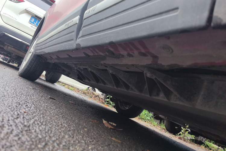 Used Dayun Yuehu 2022 300 Standard Edition Left Side Sill