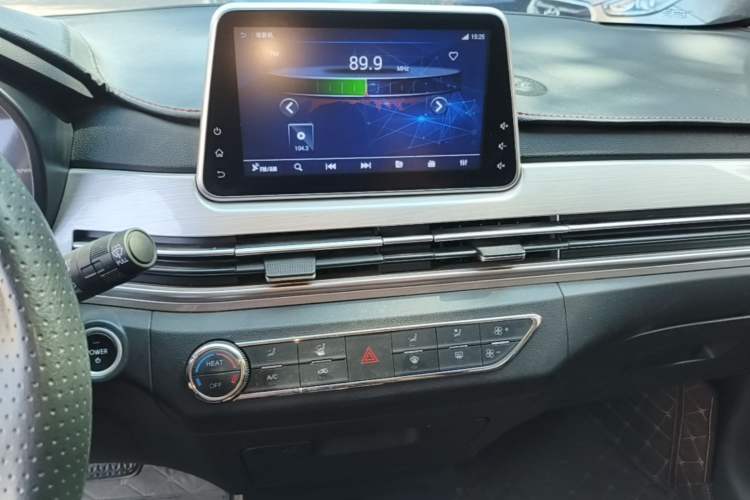 Used Dayun Yuehu 2022 300 Standard Edition Audio And AC Panel