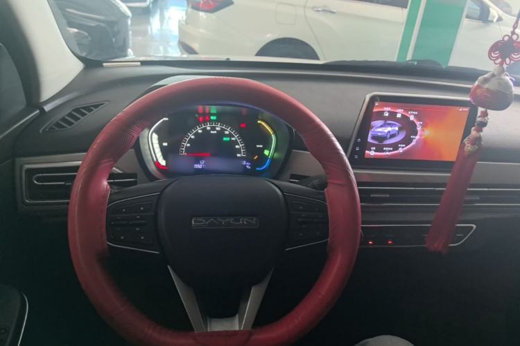 Used Dayun Yuehu 2022 300 Standard Edition Center Console