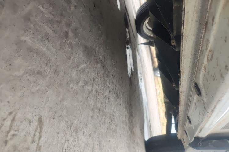 Used Dayun Yuehu 2022 300 Standard Edition Chassis Front Left