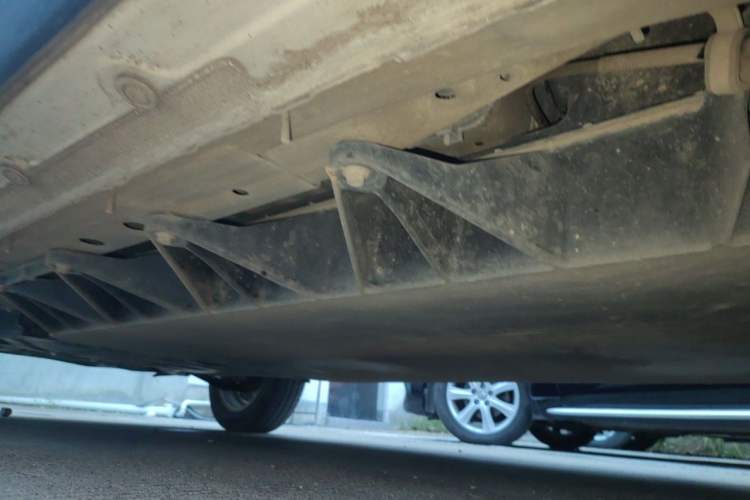 Used Dayun Yuehu 2022 330 Standard Edition Chassis Rear Left