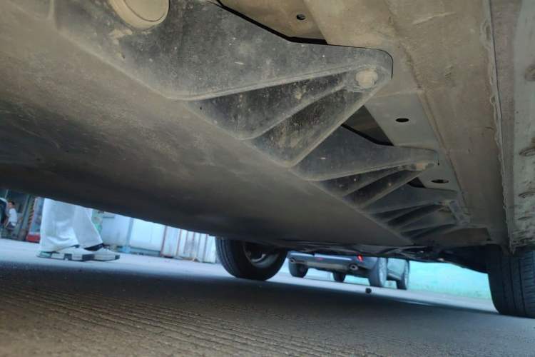 Used Dayun Yuehu 2022 330 Standard Edition Chassis Rear Right