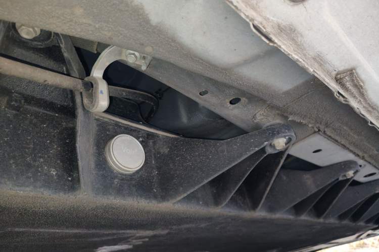 Used Dayun Yuehu 2022 330 Standard Edition Chassis Rear Right