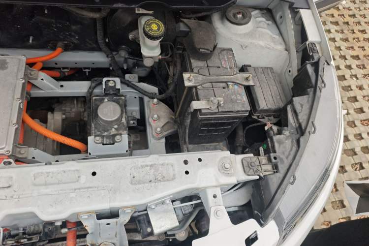 Used Dayun Yuehu 2022 30.66 kWh Two-Wheel Drive Standard Version Engine Bay Left