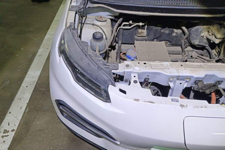 Used Dayun Yuehu 2022 30.66 kWh Two-Wheel Drive Standard Version Engine Bay Right