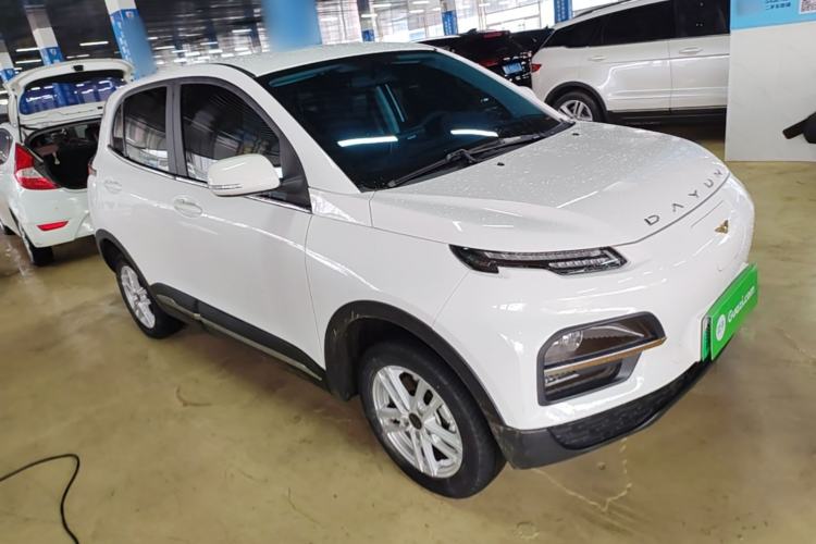 Used Dayun Yuehu 2022 330 Standard Edition Front Right 45 Deg
