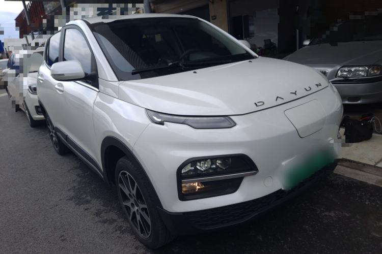 Used Dayun Yuehu 2022 30.66 kWh Two-Wheel Drive VIP Edition Front Right 45 Deg