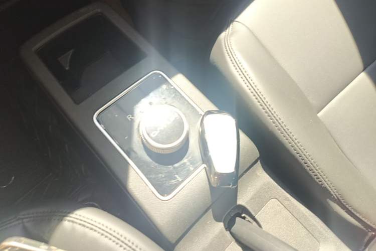 Used Dayun Yuehu 2022 30.66 kWh Two-Wheel Drive Standard Version Gear Lever