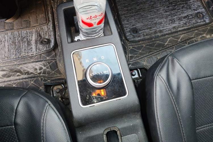 Used Dayun Yuehu 2022 330 Standard Edition Gear Lever