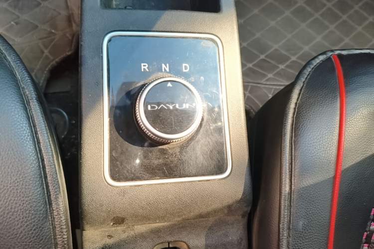 Used Dayun Yuehu 2022 300 Standard Edition Gear Lever