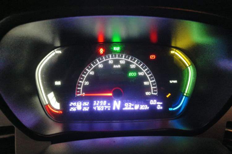 Used Dayun Yuehu 2022 30.66 kWh Two-Wheel Drive Standard Version Instrument Cluster