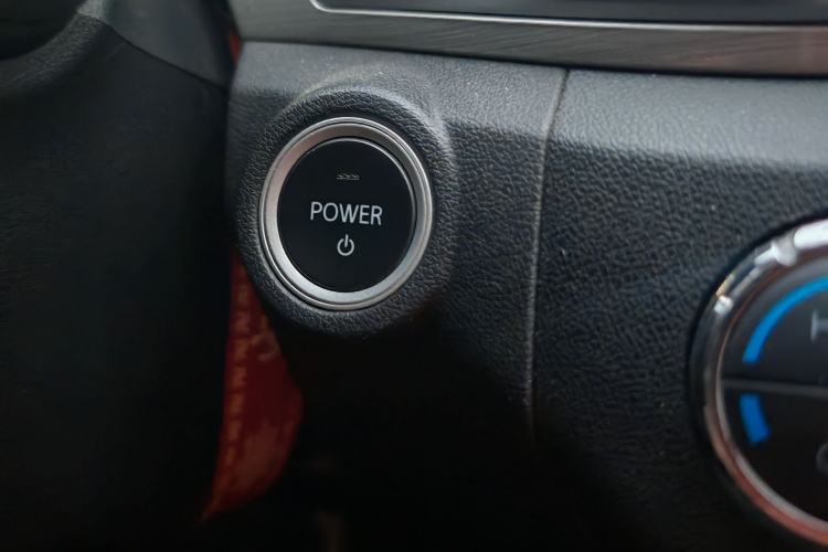 Used Dayun Yuehu 2022 30.66 kWh Two-Wheel Drive Standard Version Interior 2