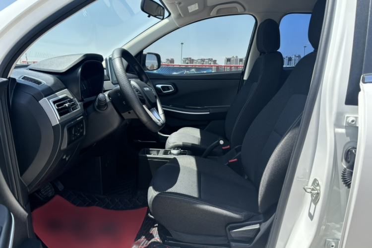 Used Dayun Yuehu 2022 330 Standard Edition Interior 3