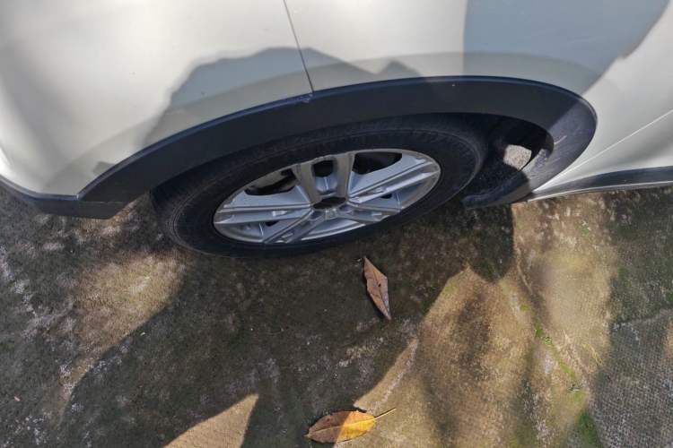 Used Dayun Yuehu 2022 300 Standard Edition Left Front Wheel Hub