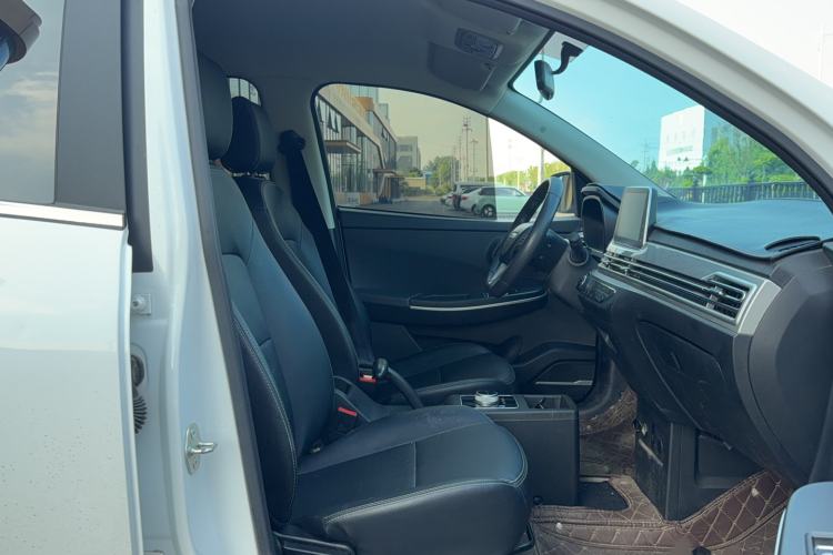 Used Dayun Yuehu 2022 330 Standard Edition Right Front Seat