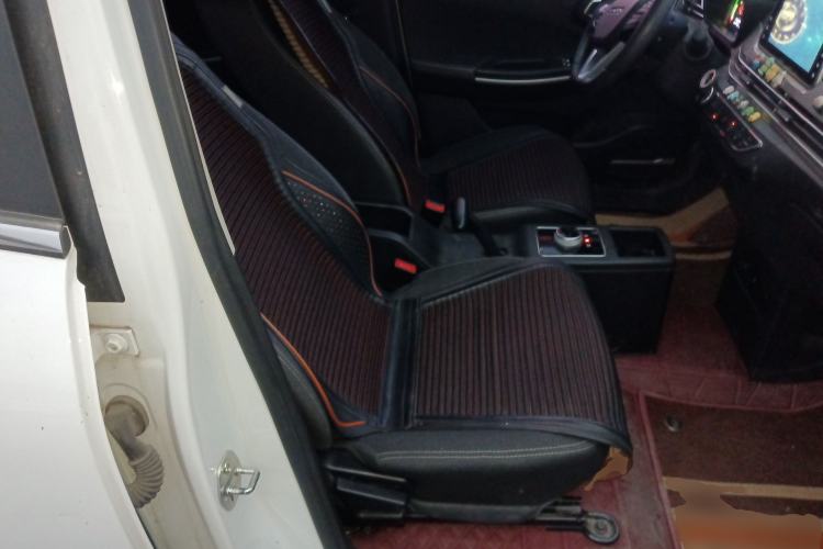 Used Dayun Yuehu 2022 300 Standard Edition Right Front Seat