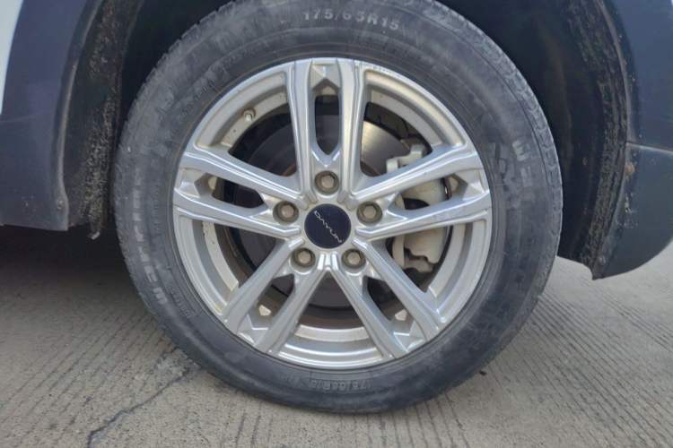 Used Dayun Yuehu 2022 330 Standard Edition Right Front Wheel Hub
