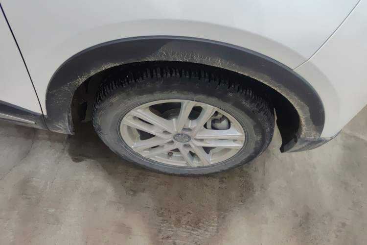 Used Dayun Yuehu 2022 300 Standard Edition Right Front Wheel Hub