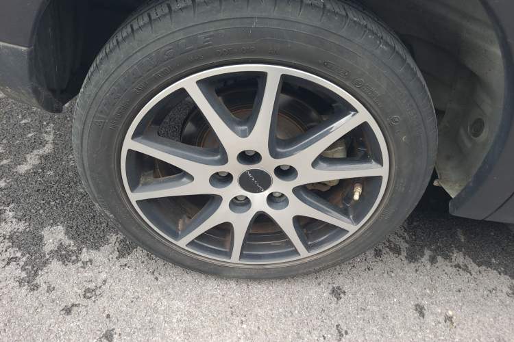Used Dayun Yuehu 2022 30.66 kWh Two-Wheel Drive VIP Edition Right Rear Wheel Hub